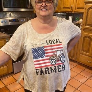 Meet your Posher, Debbie